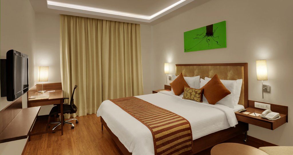 Four Points By Sheraton New Delhi, Airport Highway Exterior photo